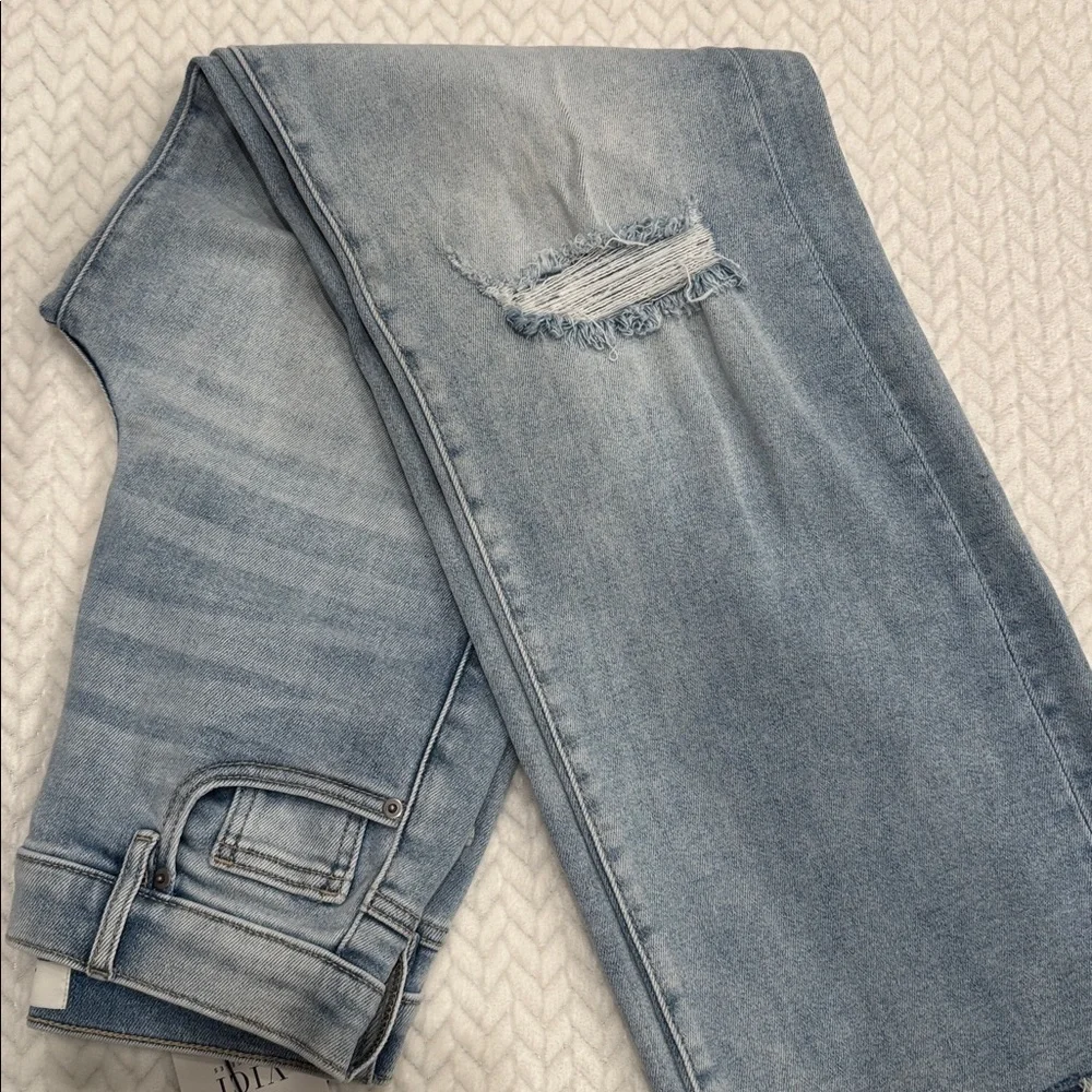Vici -Icon Super Stretch High Rise Straight Jeans